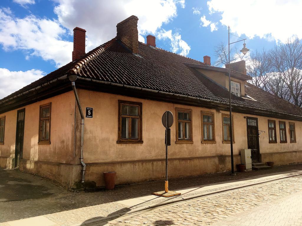 Kalna Ielas Rezidence Kuldīga Extérieur photo